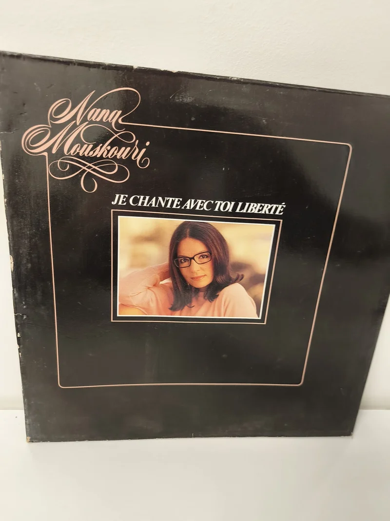 Vinyle ancien 33 tours rétro Nana Mouskouri disque collection chanson française
