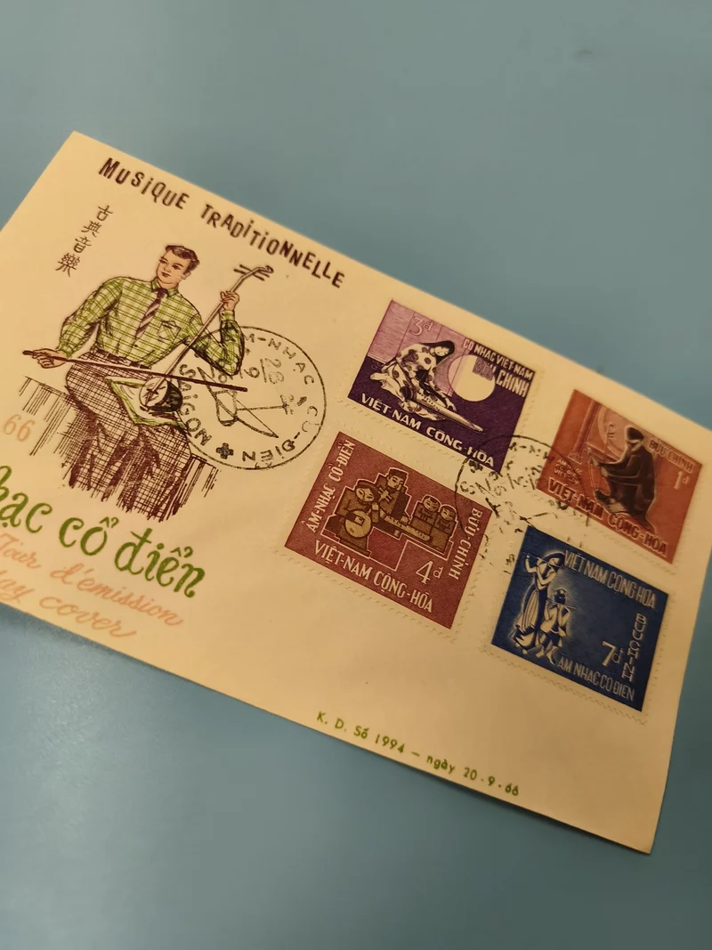 Ancienne enveloppe FDC Vietnam musique traditionnelle 1966 timbres illustrés