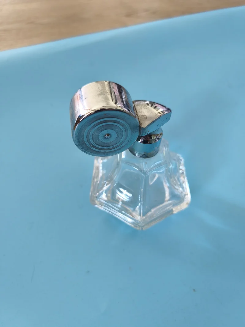 Flacon de parfum ancien grand format vide vintage décoration collection verrerie