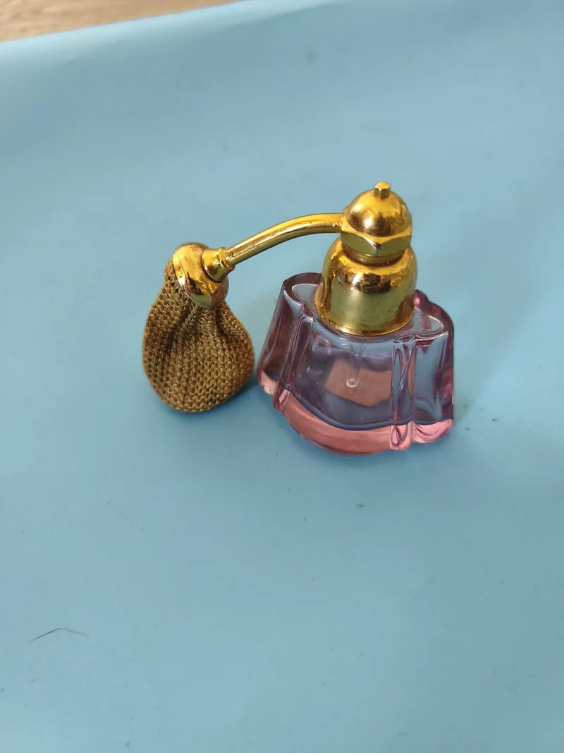 Flacon de parfum ancien grand format vintage collection décoration rétro parfum