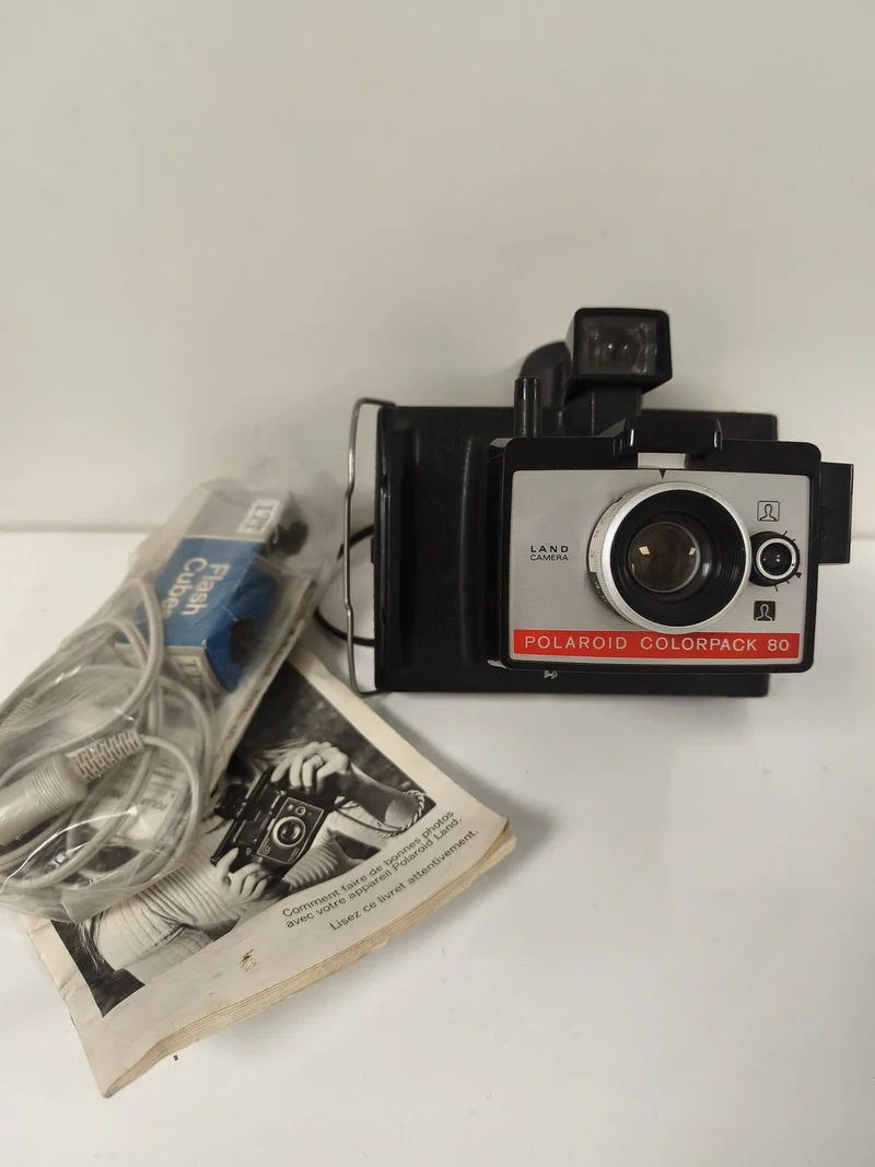 Appareil photo rétro Polaroid Colorpack 80 ancien vintage, collection Polaroid