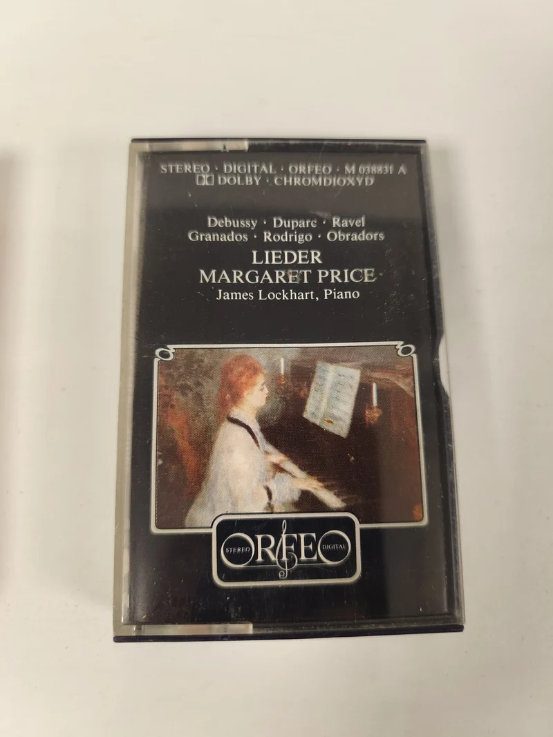 Cassette audio vintage K7 lieder Margaret Price ancienne musique classique colle