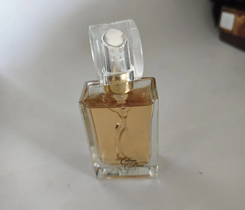 Flacon parfum ancien vintage rétro, bouteille collection verre parfumé déco