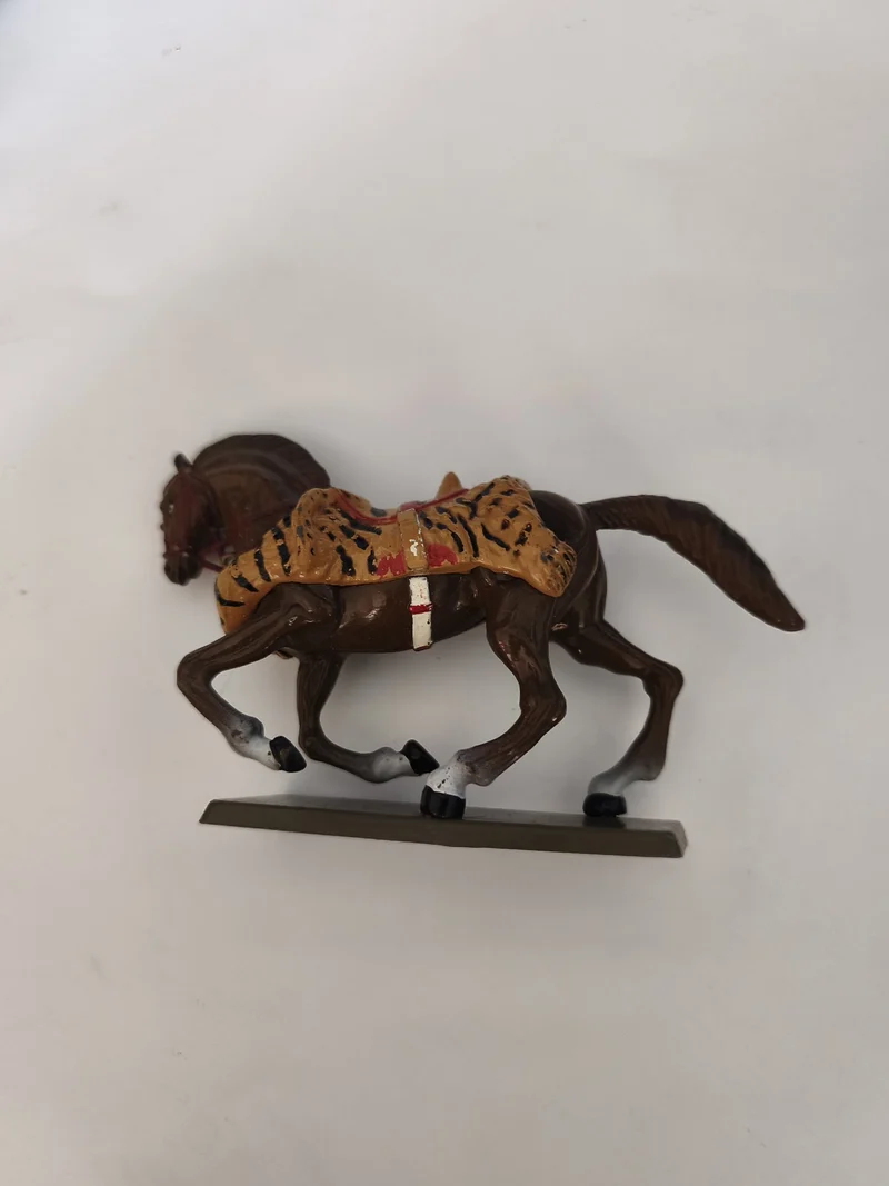 Figurine cheval ancien Starlux rétro, collection vintage, objet de décoration ra