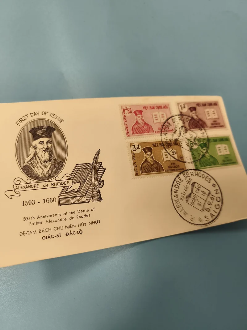 Ancienne enveloppe FDC Vietnam Alexandre de Rhodes timbres commémoratifs
