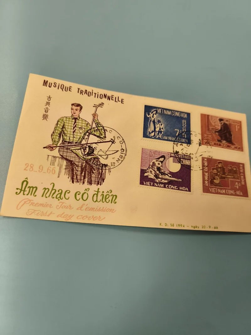 Ancienne enveloppe FDC Vietnam 1966 timbres musique traditionnelle, illustrée