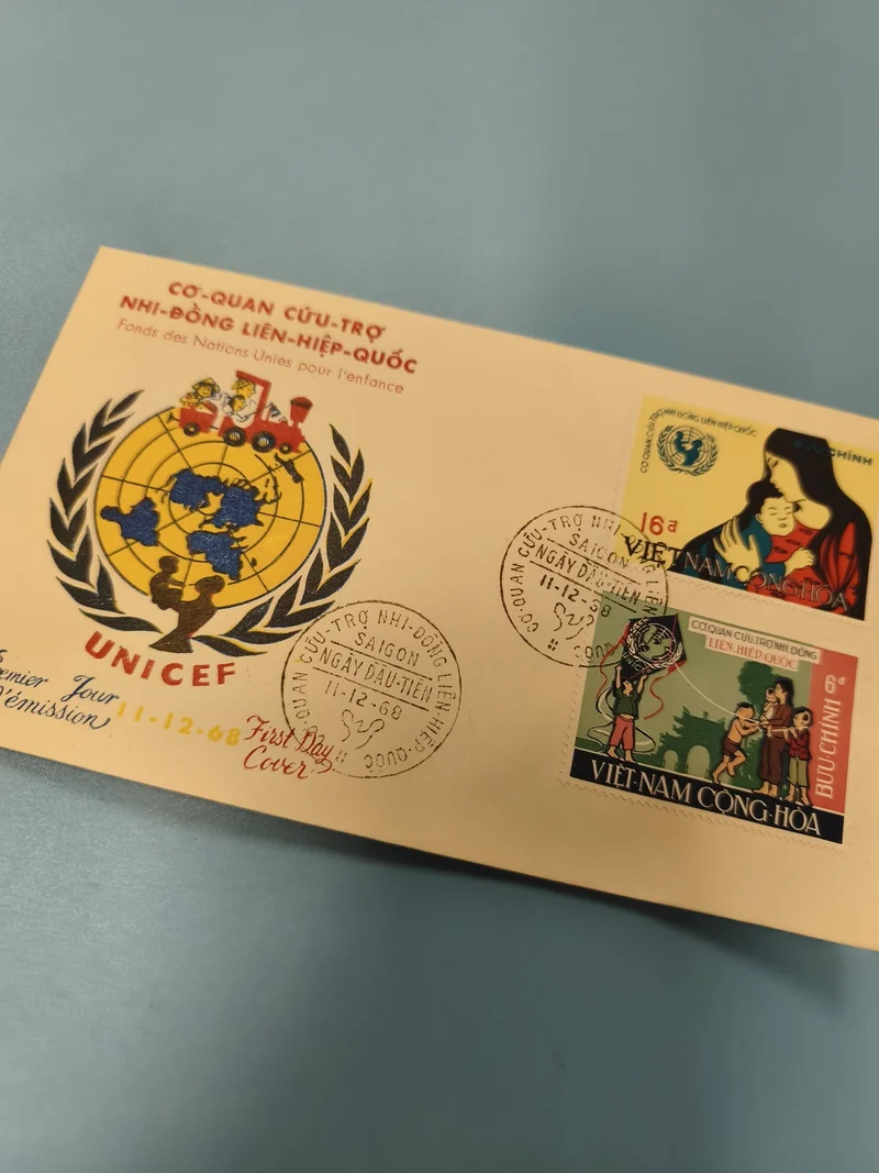 Ancienne enveloppe FDC Vietnam UNICEF 1968 timbres premier jour collection