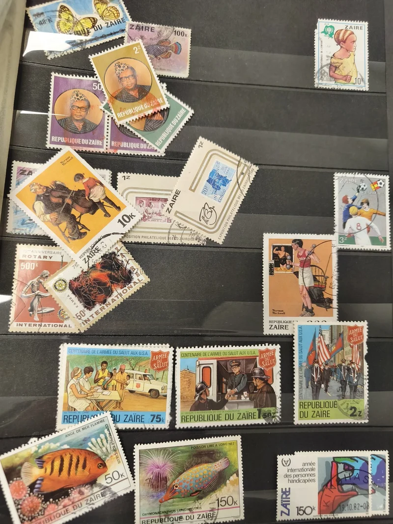 Lot anciens timbres oblitérés Zaïre, thématiques variées, couleurs vives