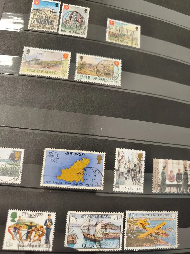 Lot anciens timbres oblitérés îles Anglo-Normandes Isle of Man Guernesey collect