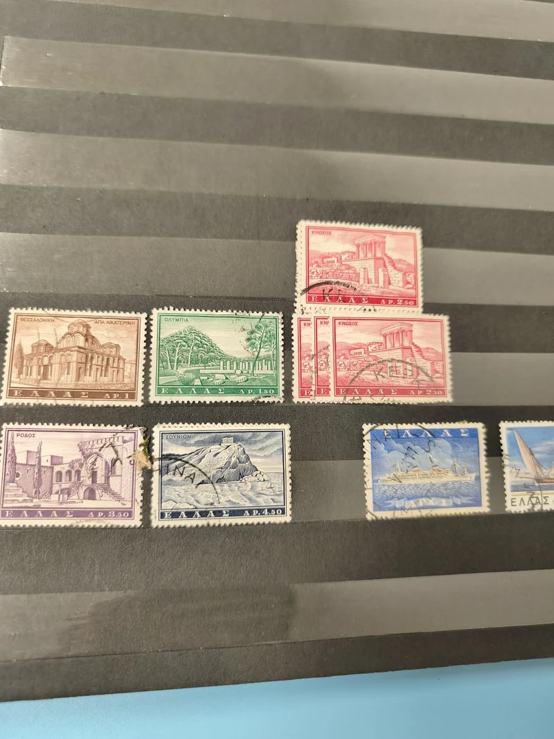 Lot anciens timbres oblitérés Grèce monuments paysages philatélie collection