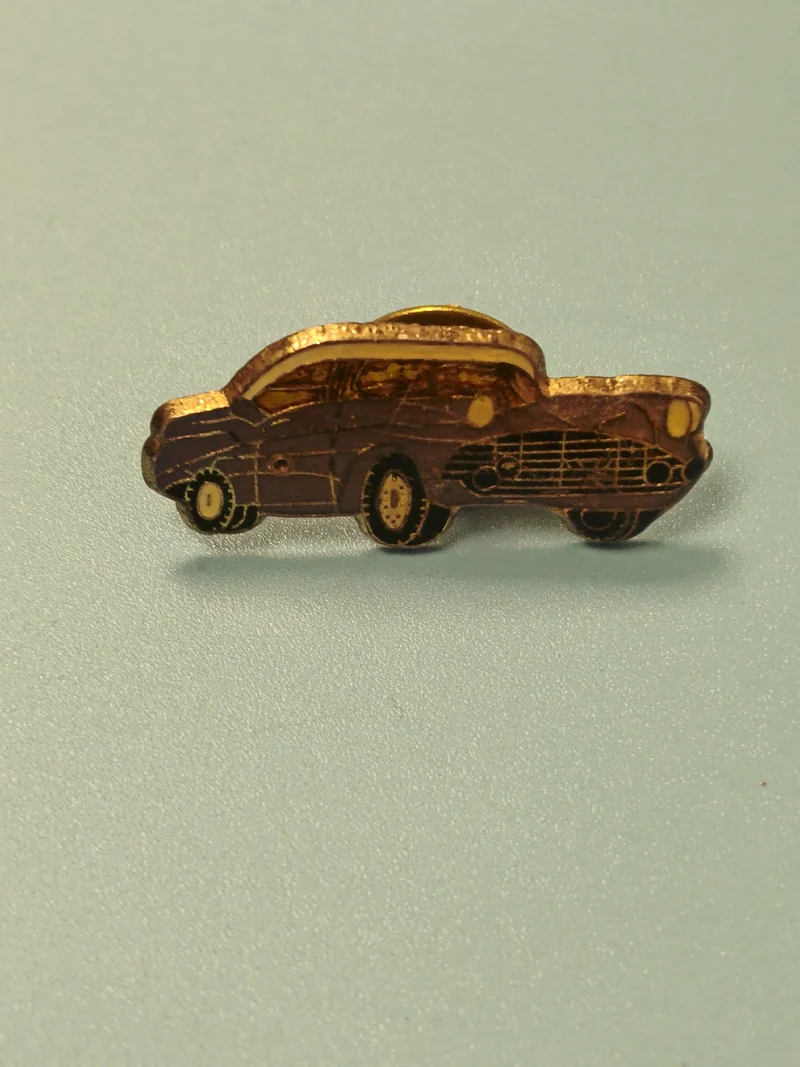 Pin's vintage voiture ancienne, émaillé, collection automobile rétro