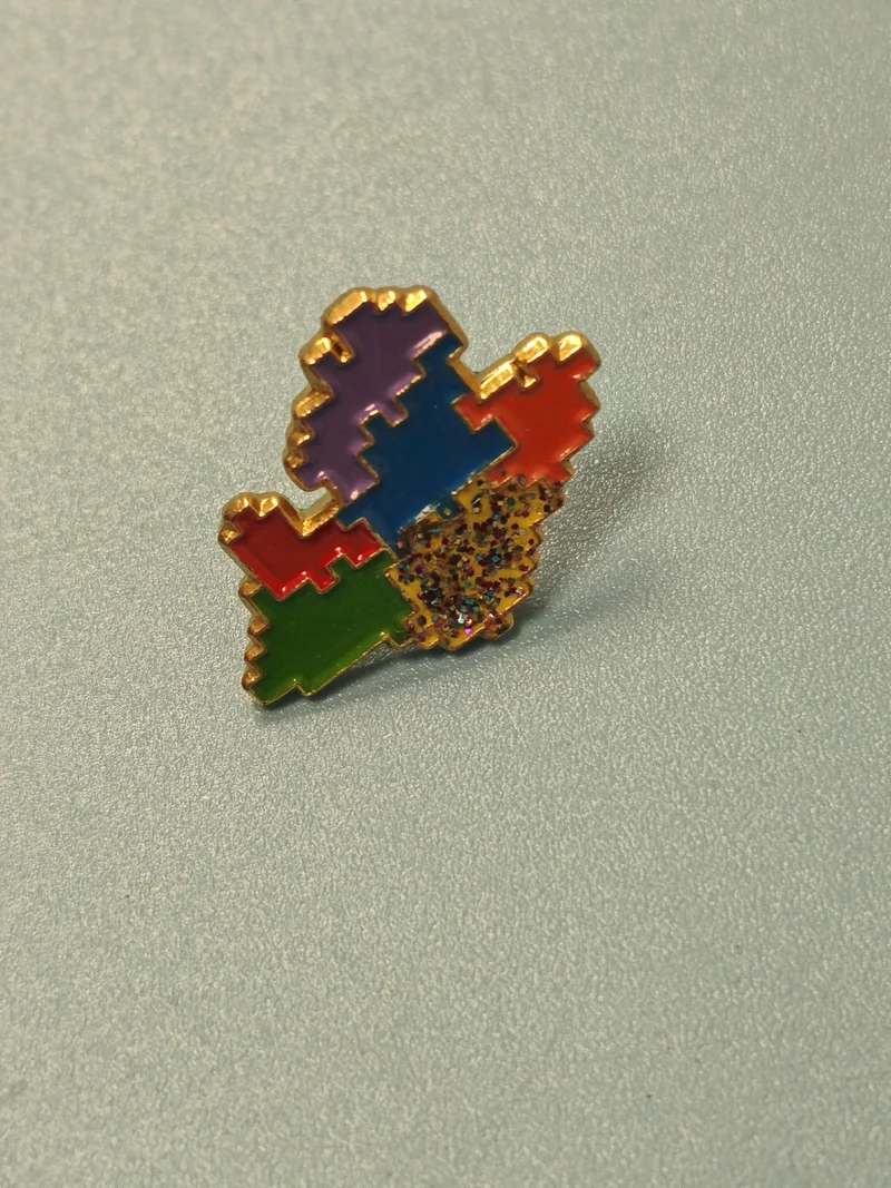 Pin's vintage région PACA multicolore forme pixel, collection rétro (Ref 3)