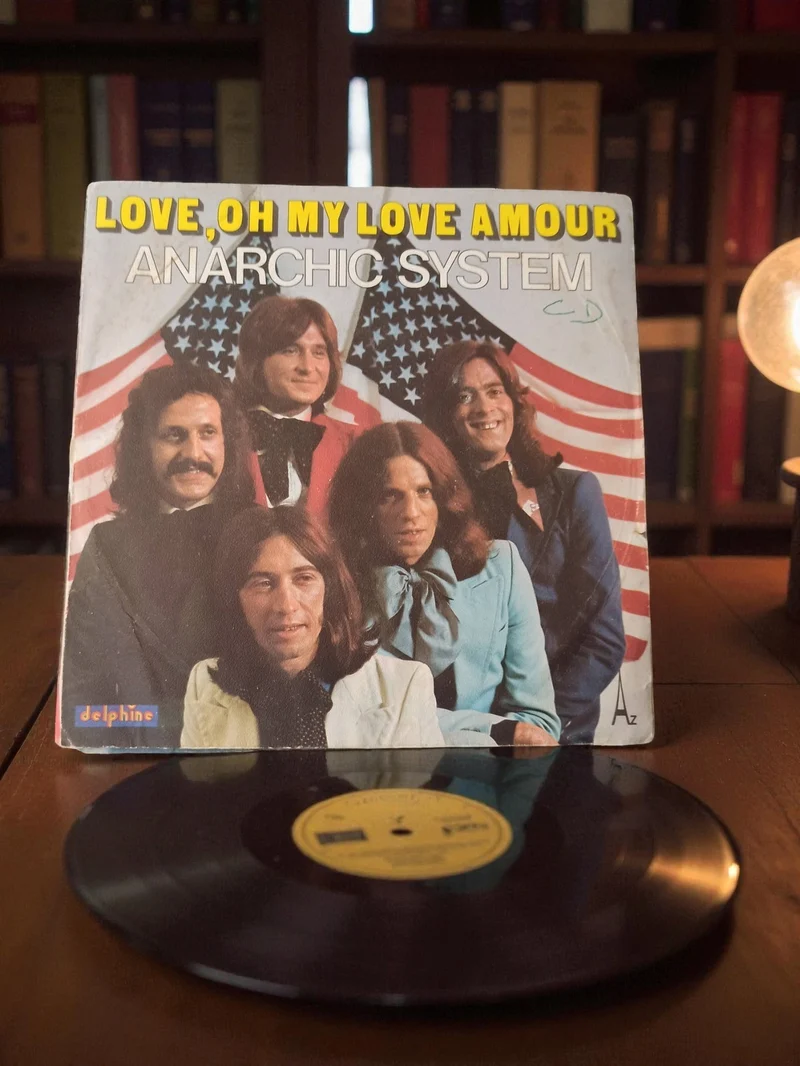 Disque vinyle 45 tours Anarchic System Love Oh My Love Amour vintage rétro Delph