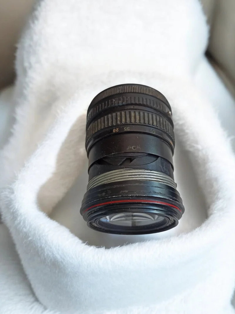 Objectif photo vintage à restaurer 28-50 mm ancien, réparation rétro