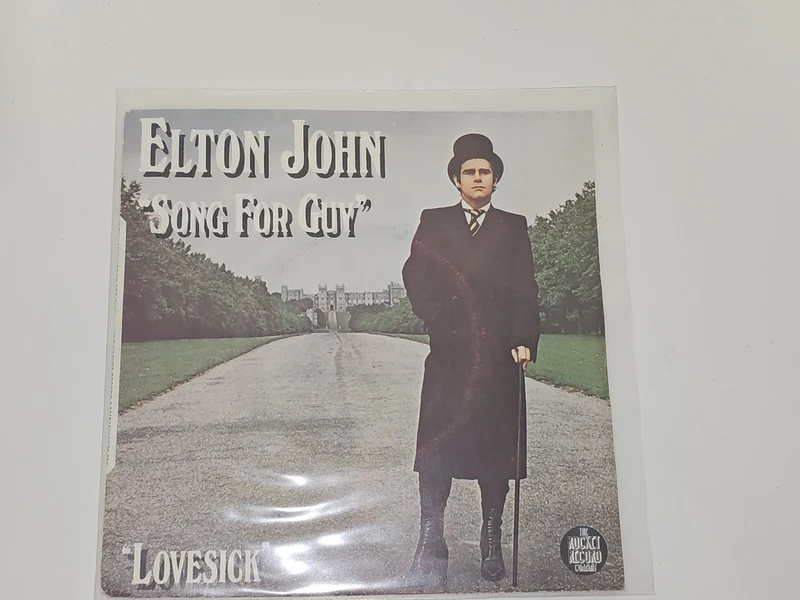 Vintage 45 tours ancien disque vinyle Elton John rétro collection très bon état