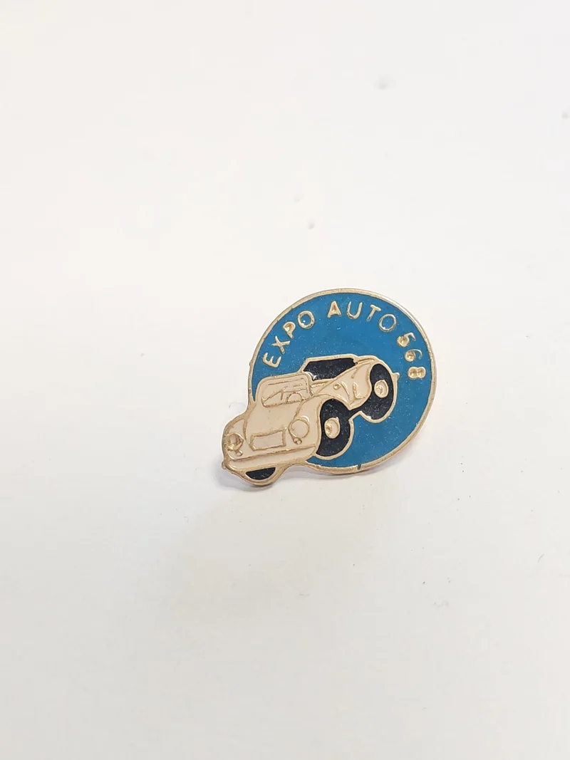 Pin's ancien rétro Expo Automobile 508, badge collection vintage auto rare