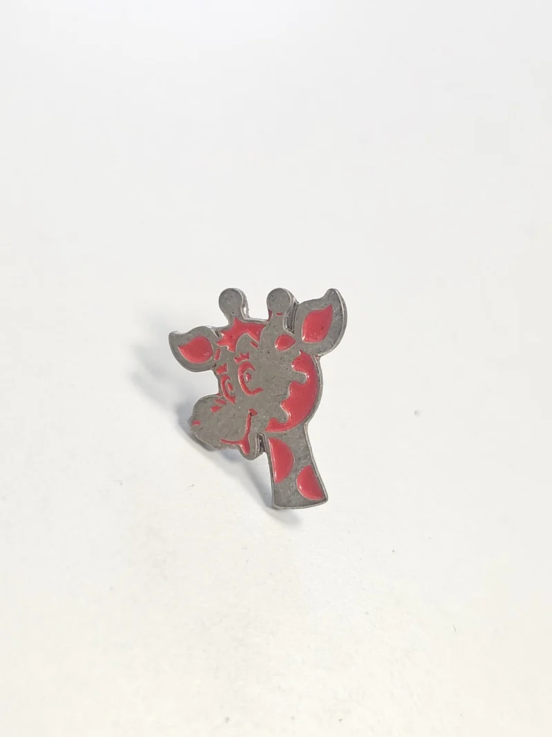 Pin's rétro ancien girafe collection vintage, badge animalier rare pour amateur