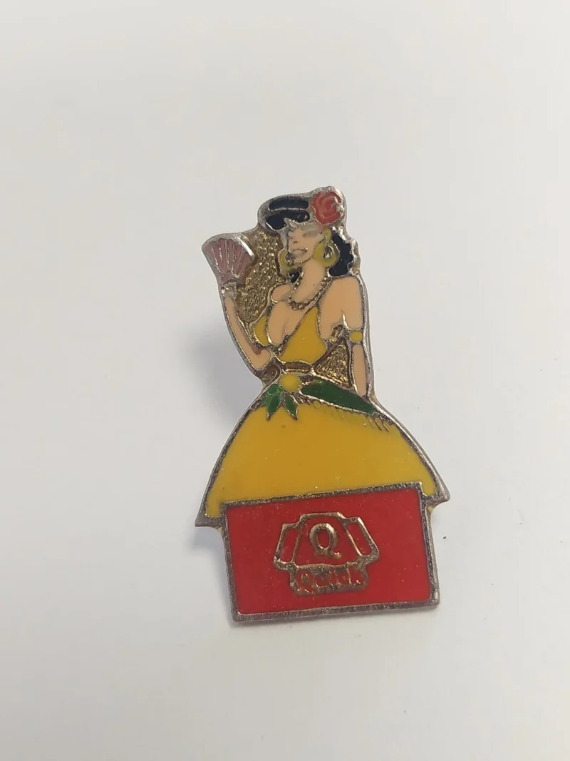 Pin's rétro Quick ancien, badge publicitaire vintage fast-food collection années