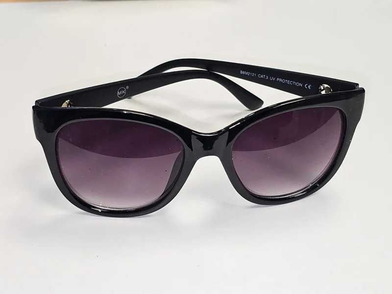 Paire de lunettes de soleil Michael Kors b8m2121 femme accessoire mode chic