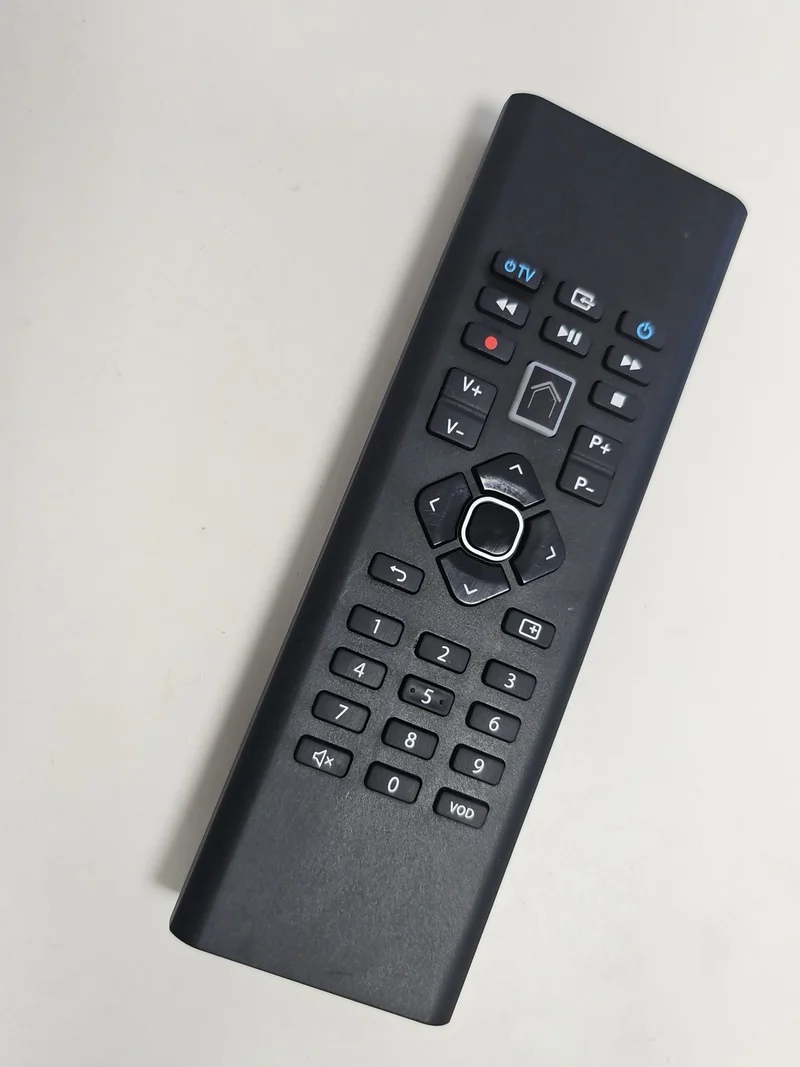 Télécommande compatible SFR STB7 d'origine, pour box TV opérateur, fonctionnelle