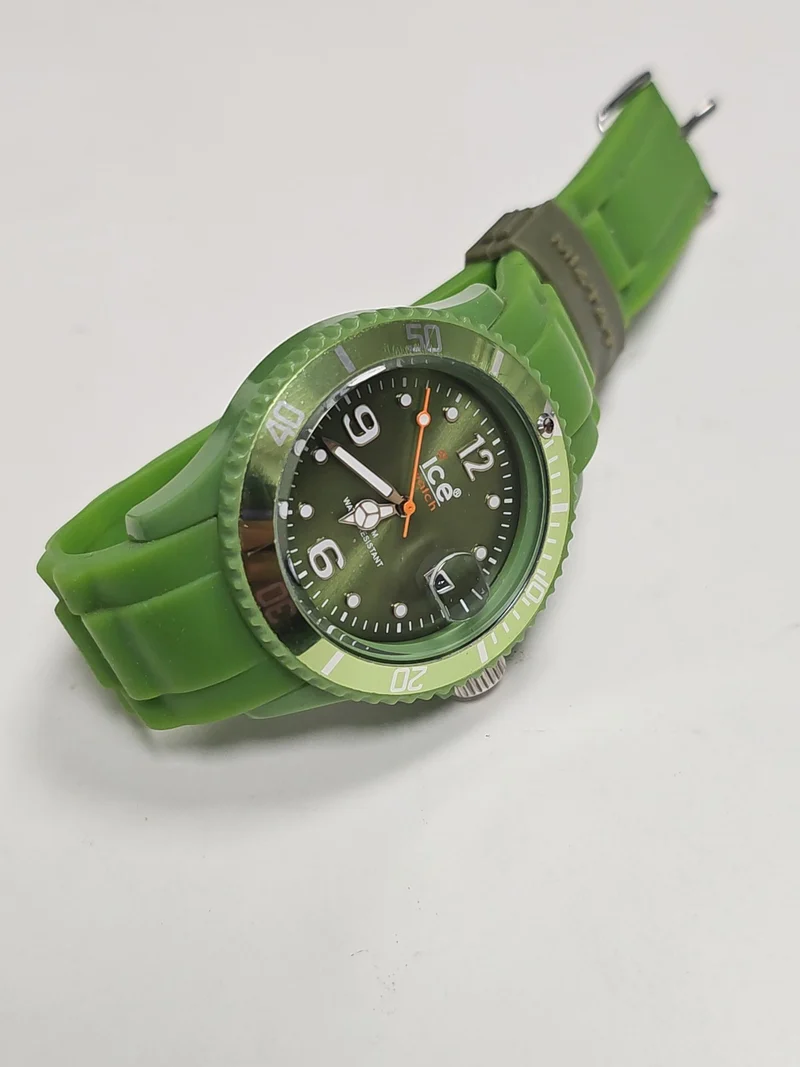 Montre ICE-WATCH Ice Forever d?occasion ? Modèle original Ice watch mixte quartz