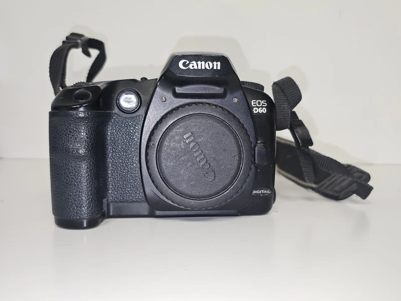 Appareil photo reflex Canon EOS D60 numérique 6MP, boîtier Canon d'occasion