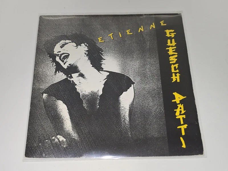 Vinyle 45 tours rétro ancien Étienne, disque vintage collection, très bon état