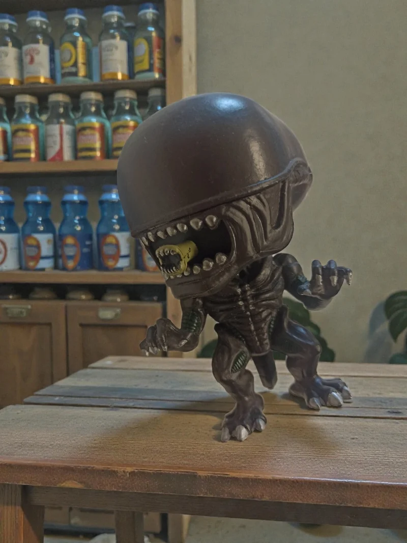 Figurine Funko Pop Alien noire d'occasion déco film science-fiction