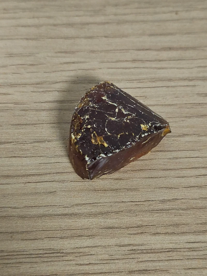 Ancien fragment d'ambre naturel vintage, pièce brute pour collection ou création