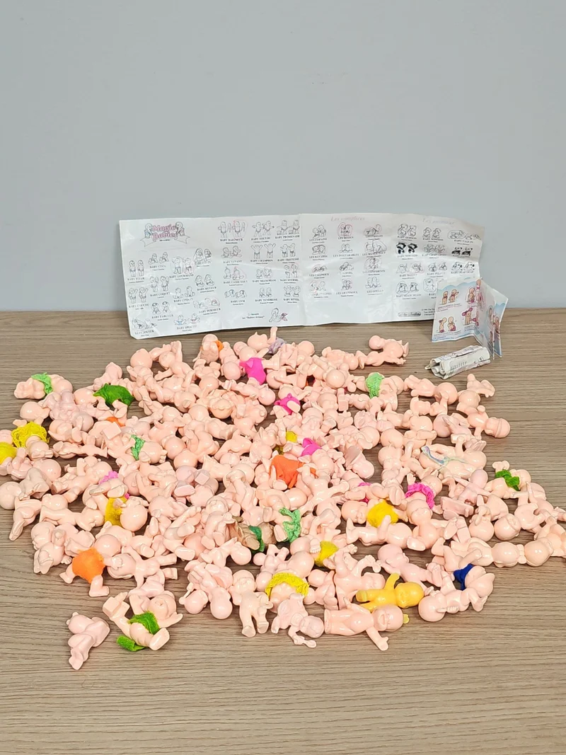 Lot de petites figurines Babies vintage ancien collection rare marque Babies rét