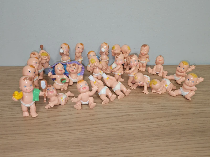 Lot de petites figurines Babies vintage ancien collection rare rétro années 90