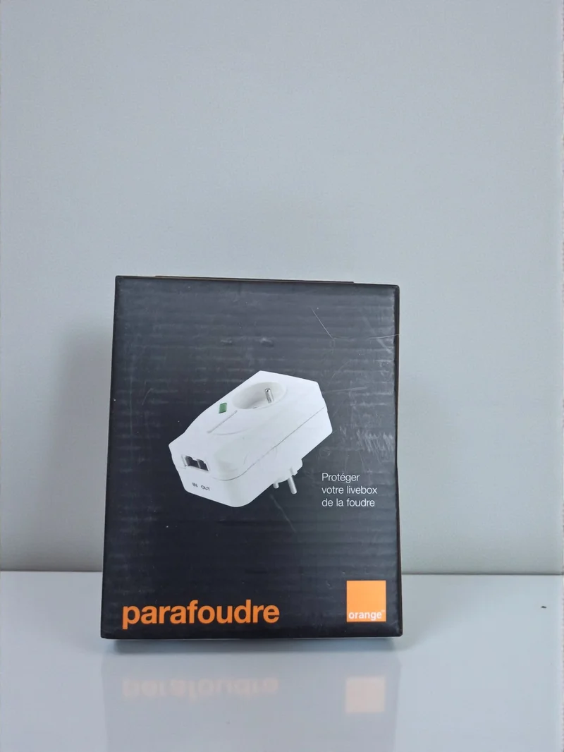 Parafoudre informatique Orange Livebox avec boîte d?origine, protection surtensi