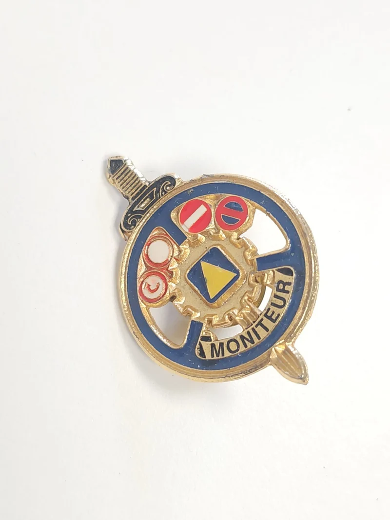 Insigne moniteur auto-école militaire Drago Paris authentique badge instructeur