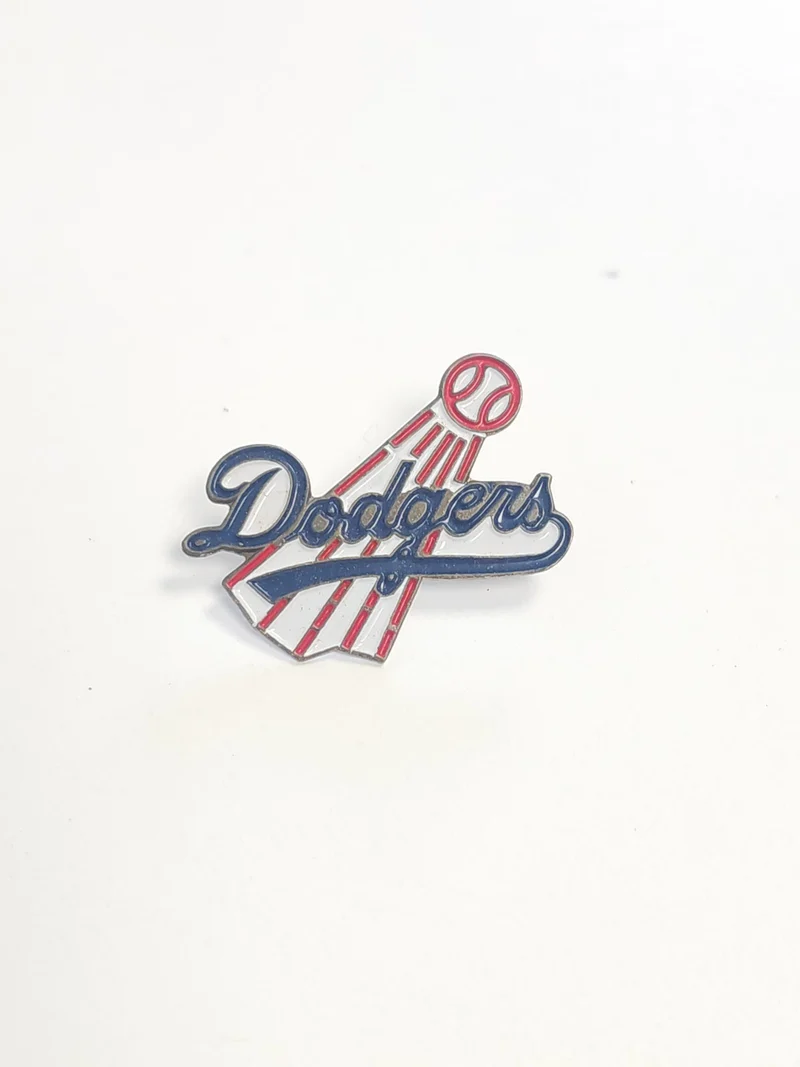 Pin's rétro ancien Dodgers baseball collection vintage objet publicitaire USA