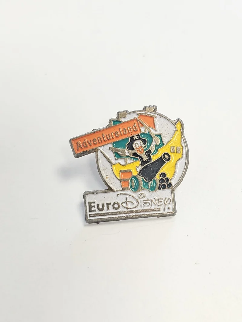 Pin's rétro Euro Disney ancien, badge collection vintage parc Disneyland Paris