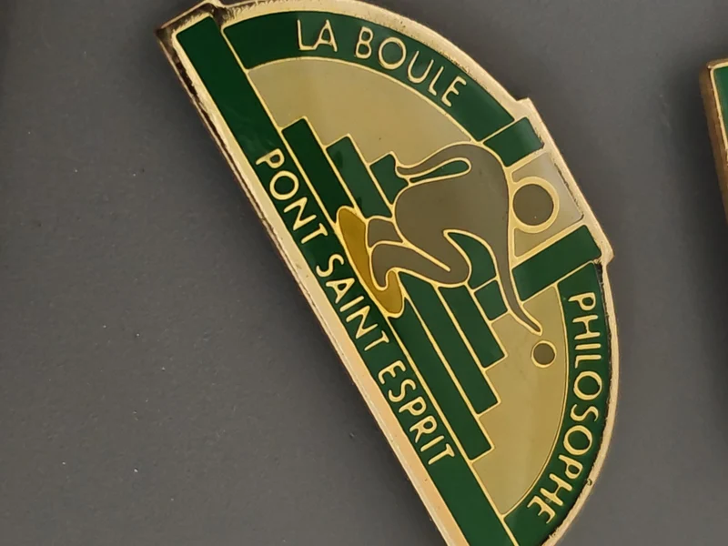 Pin's rétro ancien Pont Saint-Esprit, badge vintage collection France rare