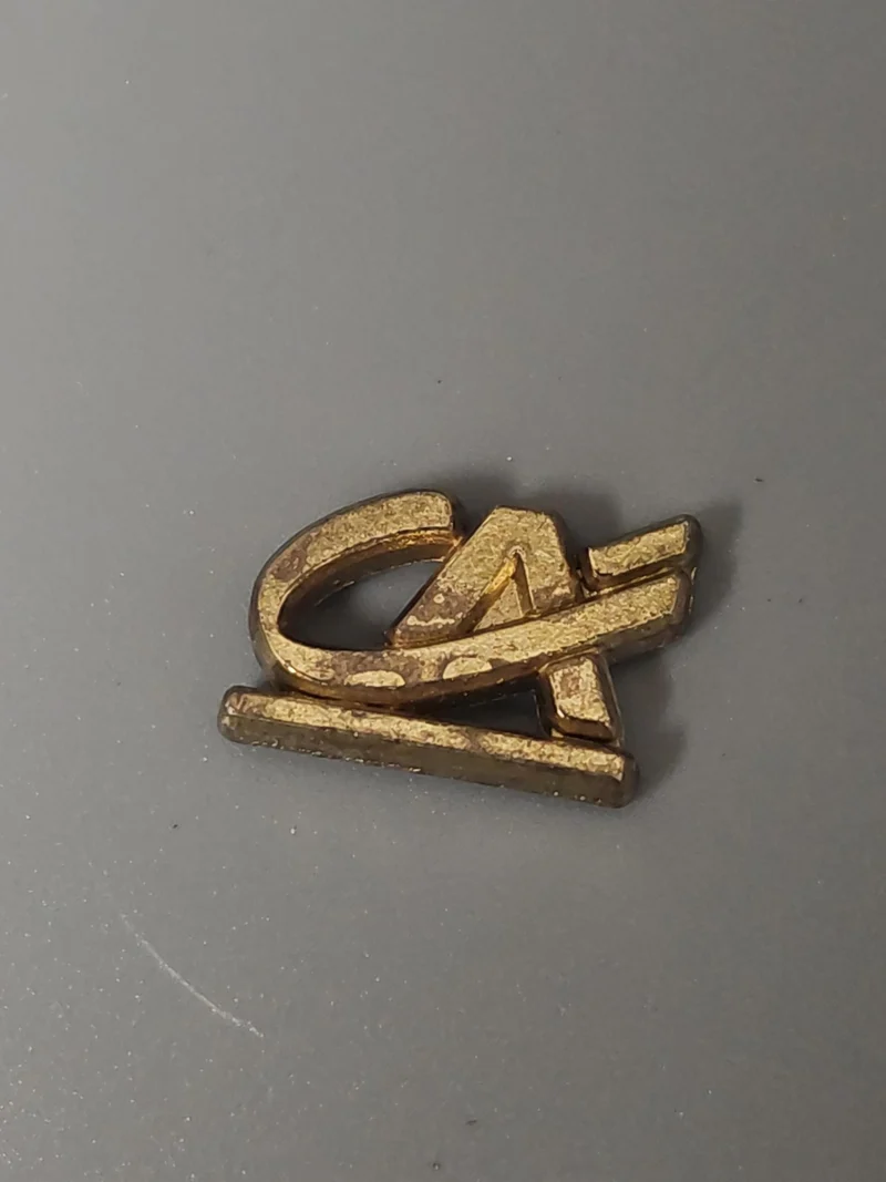 Pin's vintage ancien Crédit Agricole rétro collection badge banque France rare