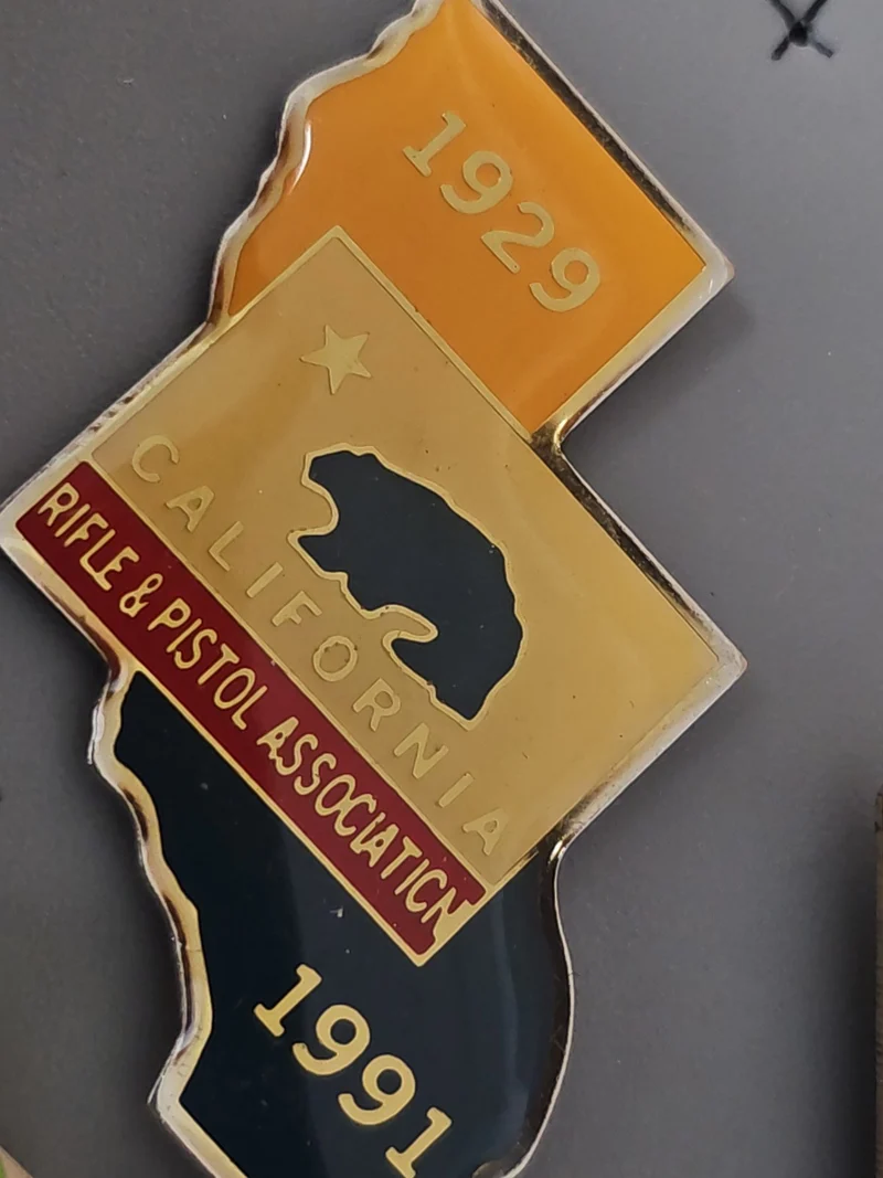 Pin's vintage ancien Californie rétro, badge collection USA années 80-90