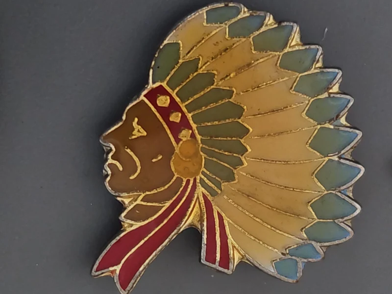 Vintage pin?s tête d?indien ancien ? Badge rétro collection amérindienne décorat