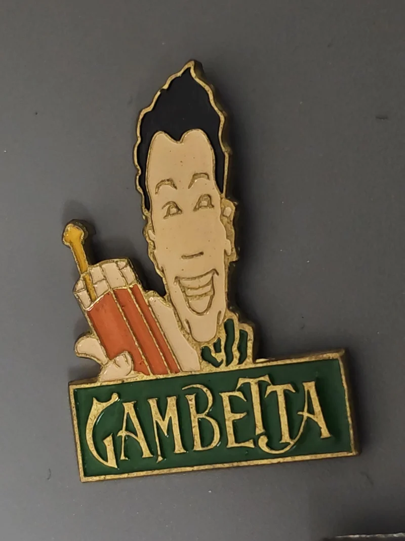 Pin's ancien rétro Gambetta collection vintage badge broche France rare