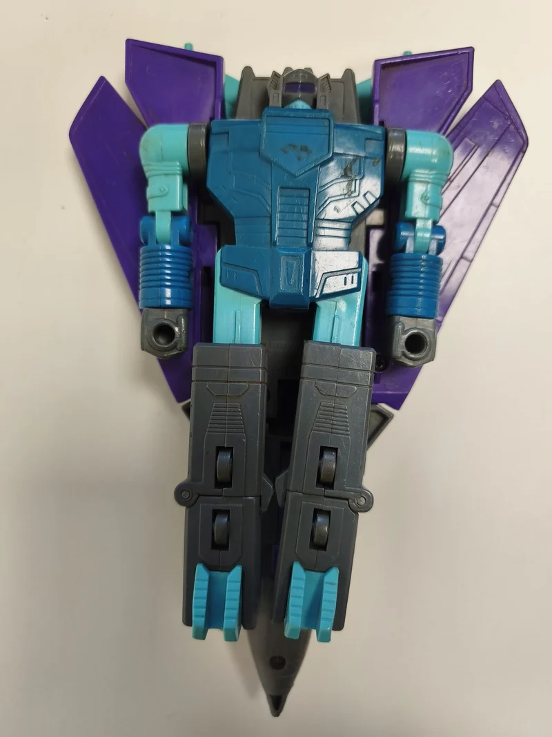 Figurine TRANSFORMERS G1 Powermaster Darkwing Hasbro articulée robot avion