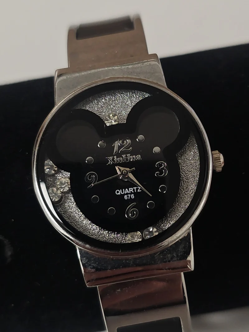 Montre femme Xinhua Quartz 3002 élégante, montre-bracelet analogique d'occasion